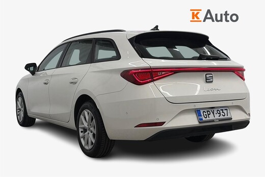 SEAT Leon Sportstourer vaihtoauto