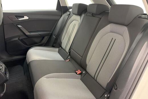 SEAT Leon Sportstourer vaihtoauto
