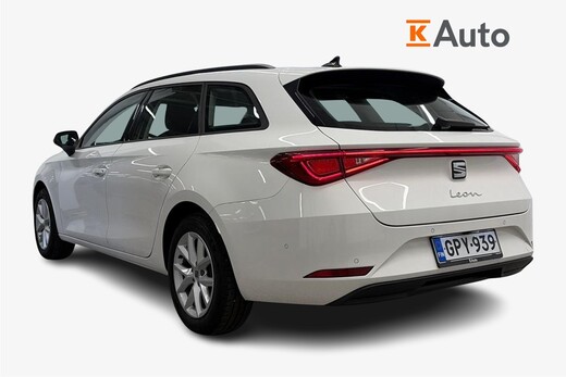 SEAT Leon Sportstourer vaihtoauto