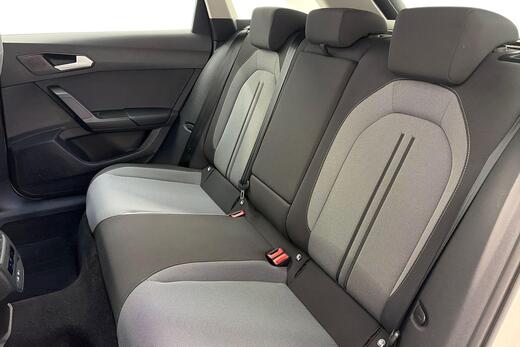 SEAT Leon Sportstourer vaihtoauto