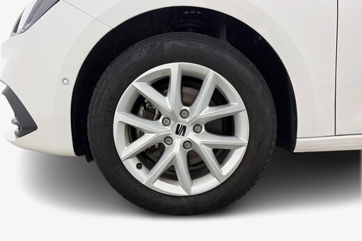 SEAT Leon Sportstourer vaihtoauto