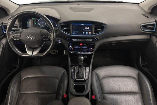Hyundai IONIQ plug-in vaihtoauto