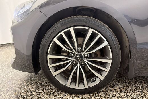 Kia Stinger vaihtoauto