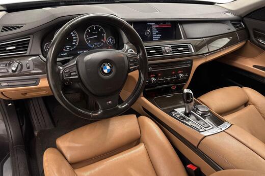 BMW 730 vaihtoauto
