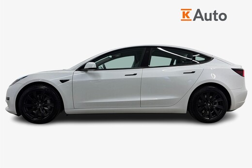 Tesla Model 3 vaihtoauto