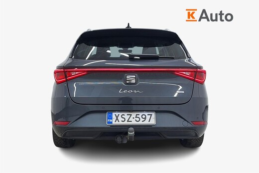 SEAT Leon Sportstourer vaihtoauto
