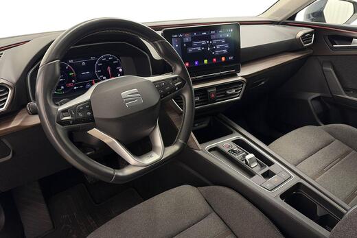 SEAT Leon Sportstourer vaihtoauto