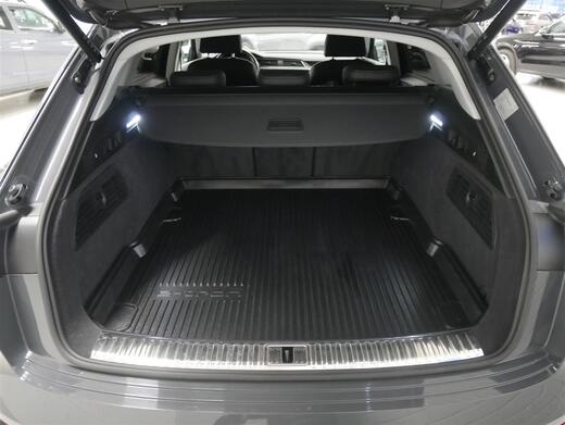 Audi Q8 e-tron vaihtoauto