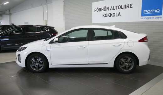 Hyundai IONIQ plug-in vaihtoauto