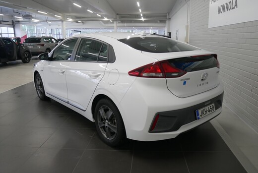 Hyundai IONIQ plug-in vaihtoauto