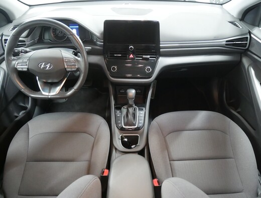 Hyundai IONIQ plug-in vaihtoauto