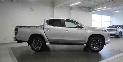 Mitsubishi L200 vaihtoauto