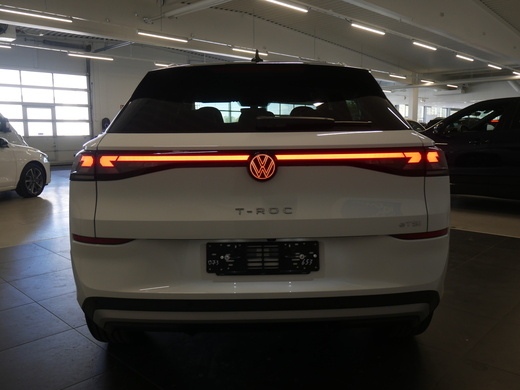Volkswagen T-Roc vaihtoauto