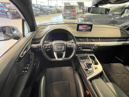 Audi Q7 vaihtoauto