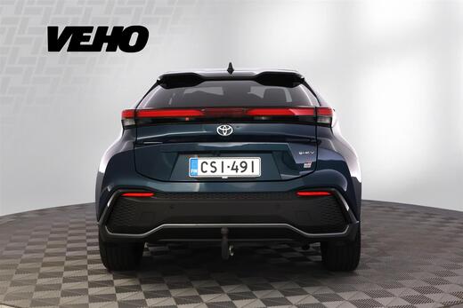 Toyota C-HR vaihtoauto