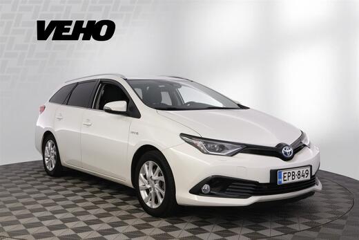 Toyota Auris vaihtoauto