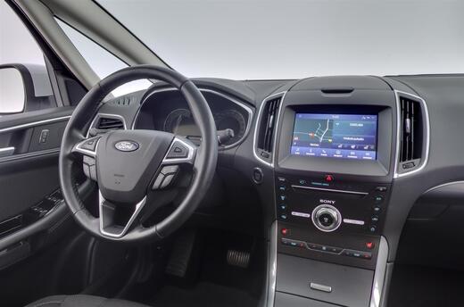Ford S-MAX vaihtoauto