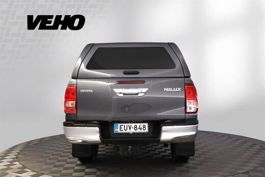 Toyota Hilux vaihtoauto