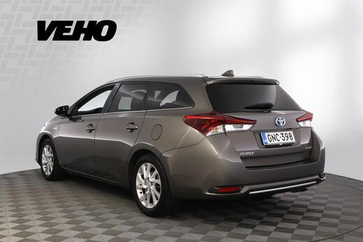 Toyota Auris vaihtoauto