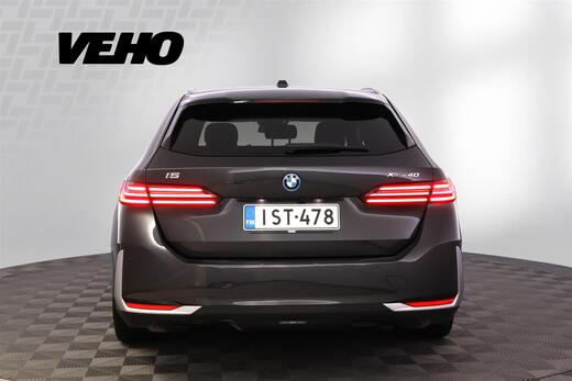 BMW i5 vaihtoauto