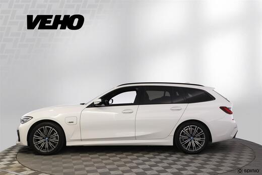 BMW 330 vaihtoauto