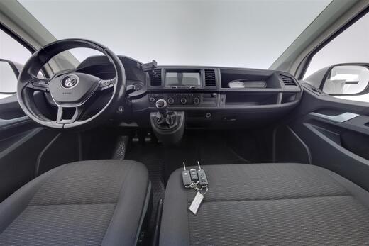 Volkswagen Caravelle vaihtoauto