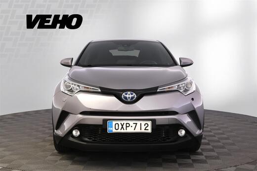 Toyota C-HR vaihtoauto