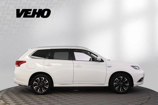 Mitsubishi Outlander PHEV vaihtoauto
