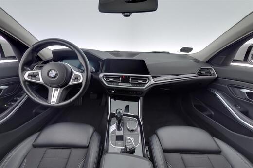 BMW 320 vaihtoauto