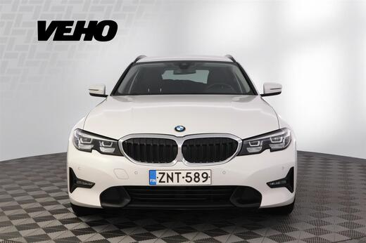 BMW 320 vaihtoauto