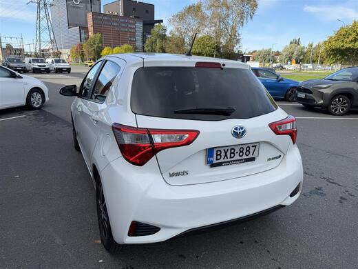 Toyota Yaris vaihtoauto