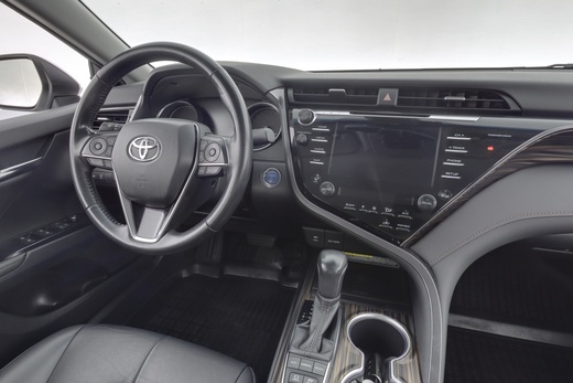 Toyota Camry vaihtoauto