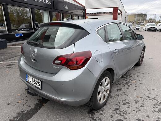 Opel Astra vaihtoauto