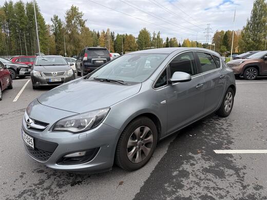 Opel Astra vaihtoauto