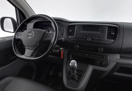 Opel Vivaro vaihtoauto