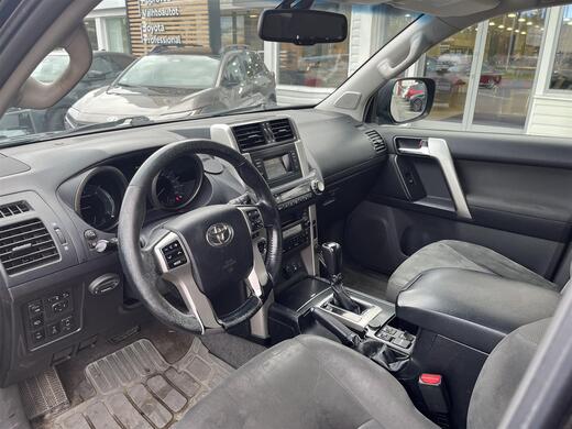 Toyota Land Cruiser vaihtoauto