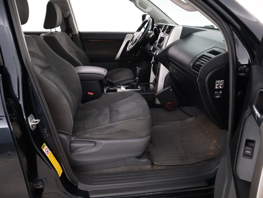 Toyota Land Cruiser vaihtoauto