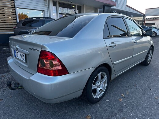 Toyota Corolla vaihtoauto