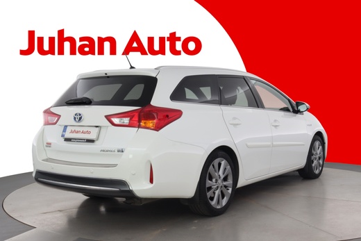 Toyota Auris vaihtoauto