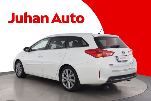Toyota Auris vaihtoauto