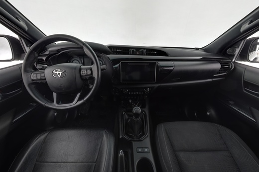 Toyota Hilux vaihtoauto