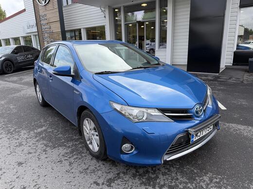 Toyota Auris vaihtoauto