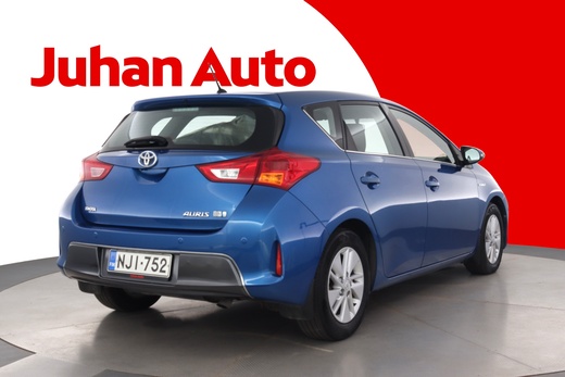 Toyota Auris vaihtoauto