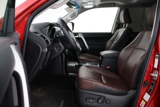 Toyota Land Cruiser vaihtoauto