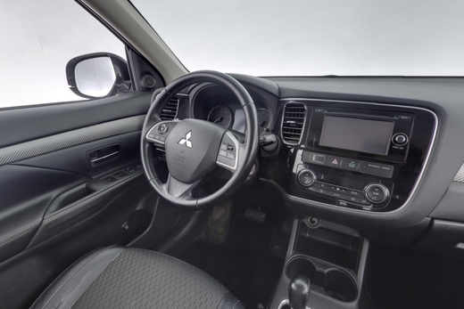 Mitsubishi Outlander vaihtoauto
