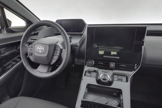 Toyota bZ4X vaihtoauto