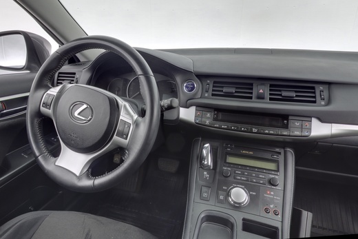 Lexus CT vaihtoauto