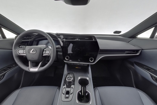 Lexus RZ vaihtoauto