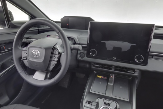 Toyota C-HR+ vaihtoauto
