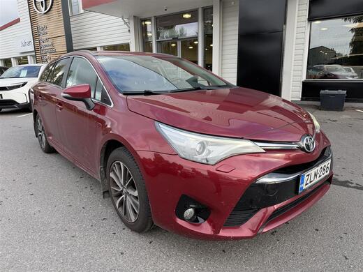 Toyota Avensis vaihtoauto